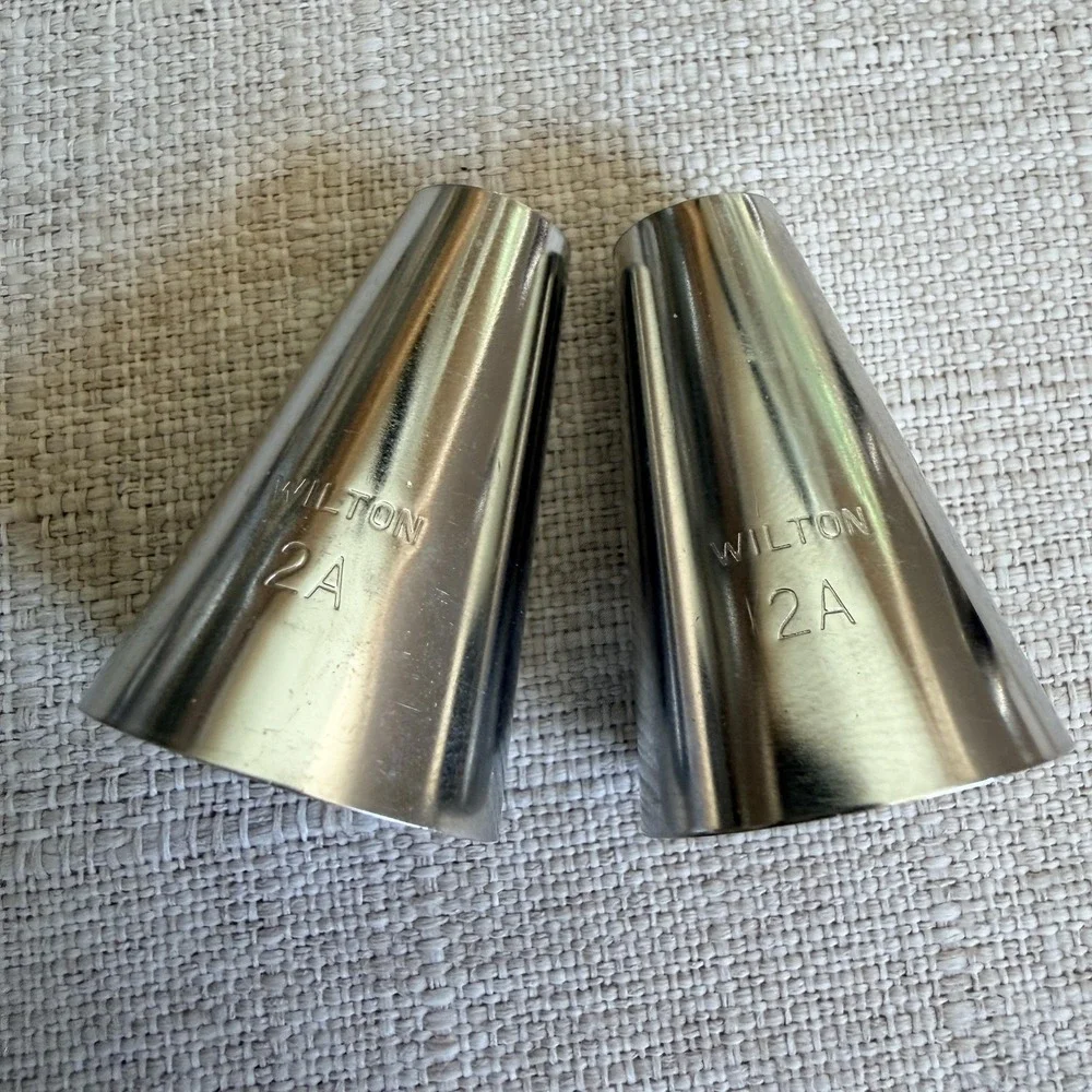 Wilton stainless piping